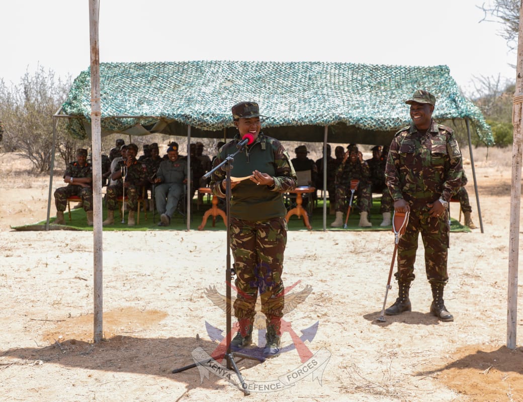 the_sambu's tweet photo. The Kenya Defence forces is led by both a civilian wing and the Military wing. The separation of power on both Wings stand out!

The military dress code is symbolic of authority,the structured hierarchy of the armed forces &amp; a disciplined force.

🧵🧵... https://t.co/IIBMPwN9pF