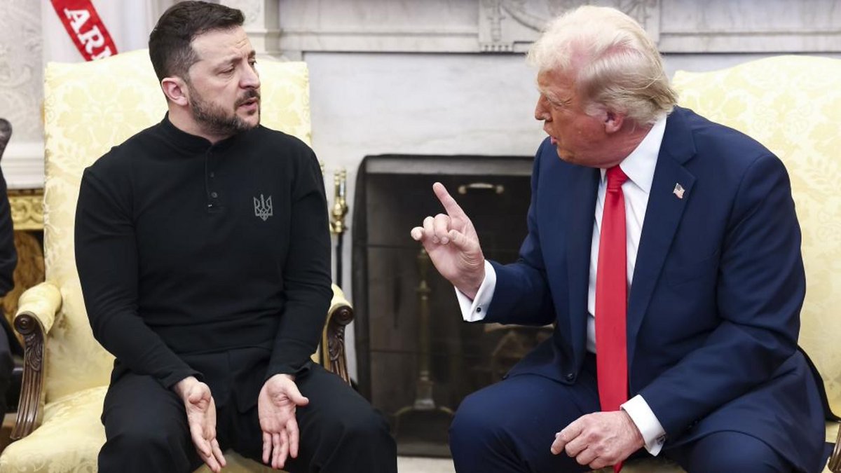 DogeOne6's tweet image. 💥BREAKING: Trump and Zelenskyy clashed at the White House over Ukraine diplomacy. Trump criticized Ukraine’s stance while Zelenskyy fiercely defended his nation’s sovereignty. Global eyes are on US-Ukraine ties. #Trump #Zelenskyy #UkraineDiplomacy