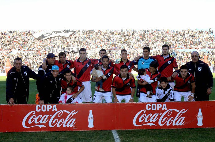 EspacioDFC's tweet photo. 💫 𝐋𝐨𝐠𝐫𝐚𝐫 𝐦𝐢𝐥𝐚𝐠𝐫𝐨𝐬, 𝐜𝐚𝐦𝐛𝐢𝐚𝐫 𝐥𝐚 𝐡𝐢𝐬𝐭𝐨𝐫𝐢𝐚 𝐞𝐬 𝐭𝐮 𝐢𝐝𝐞𝐧𝐭𝐢𝐝𝐚𝐝. https://t.co/Kh47yrGn8U