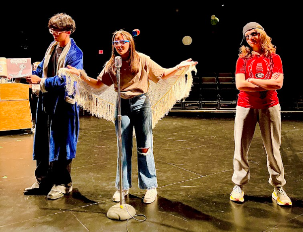 NicoleMichelFAC's tweet image. Congratulations to the students of the Fine Arts Center's Theatre Design and Production and Theatre Performance classes on their presentation of classic children’s books with sound effects and lighting. #technologyintegration @FACGreenville @gcschools