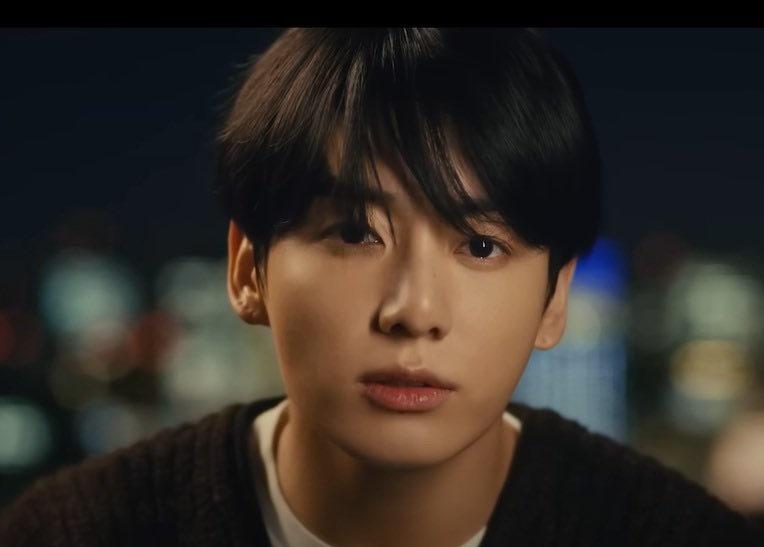 JK0901_MA0110's tweet image. アミ歴が浅くていつもボッチだけど感情を
1人で抱えきれなくなって来たので、のんびりとアミ会やグク会が出来るアミ友さんが欲しくなりました。韓国語を独学中なので学友も欲しいな。
埼玉県在住の大人すぎるArmyですけど。

#大人Armyと繋がりたい
#大人Armyと仲良くなたい