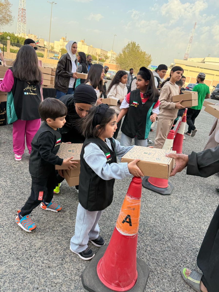 ١رمضان 
توزيع وجبات افطار صائم داخل الكويت في نادي خيطان الرياضي 
بالتعاون مع الشركة البترولية المتكاملة
بانتظاركم مع الابطال طوال شهر رمضان المبارك

<a href="/kipicofficial/">kipicofficial</a> 
<a href="/khaitanclubnews/">نادي خيطان الرياضي</a>