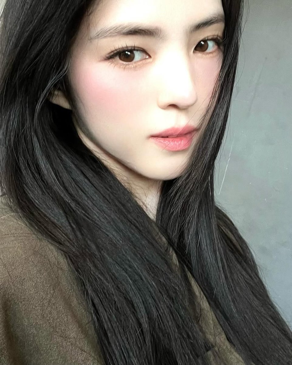 Met malming guys, salam hangat dari ak yg malas ganti ava ☺️