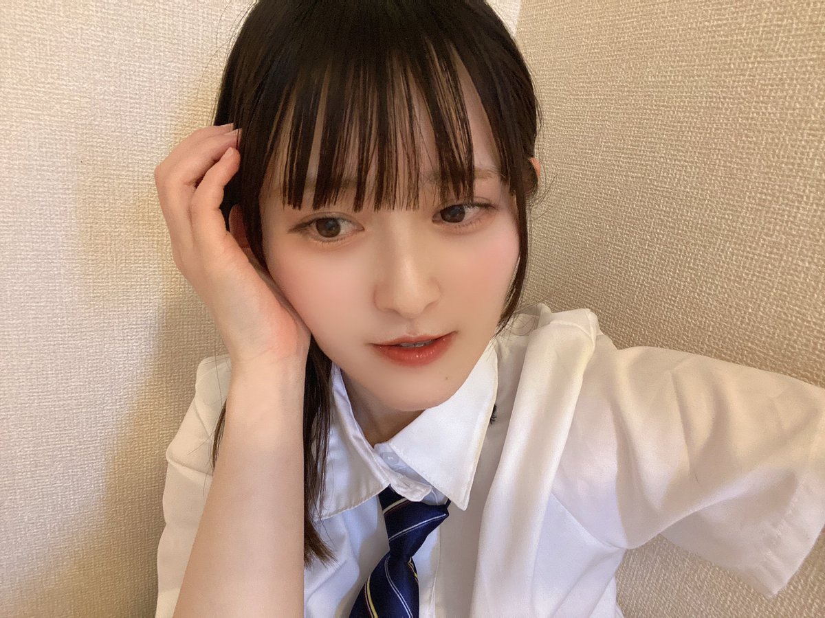 「明日の配信は...んとね10:50頃からやね〜」