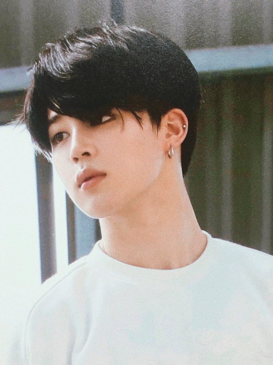 ⋆
                     ღღღ