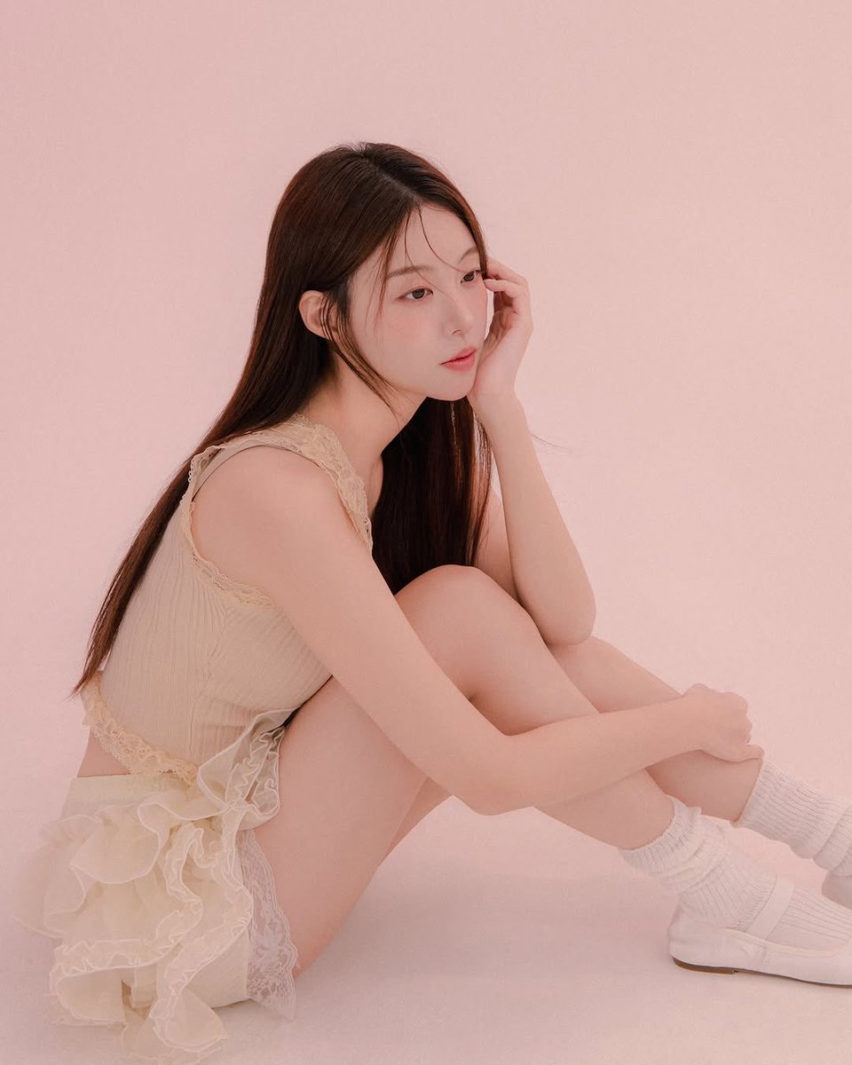 goldenjk7_'s tweet photo. Youjin’s Instagram Update

Omgg she looks so pretty! 💞 #SinglesInferno4 https://t.co/gymE5iqvjB