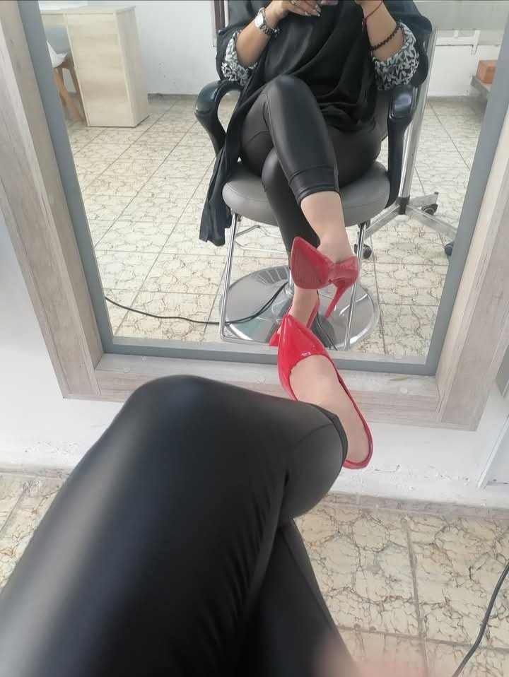 Gloria tweet media