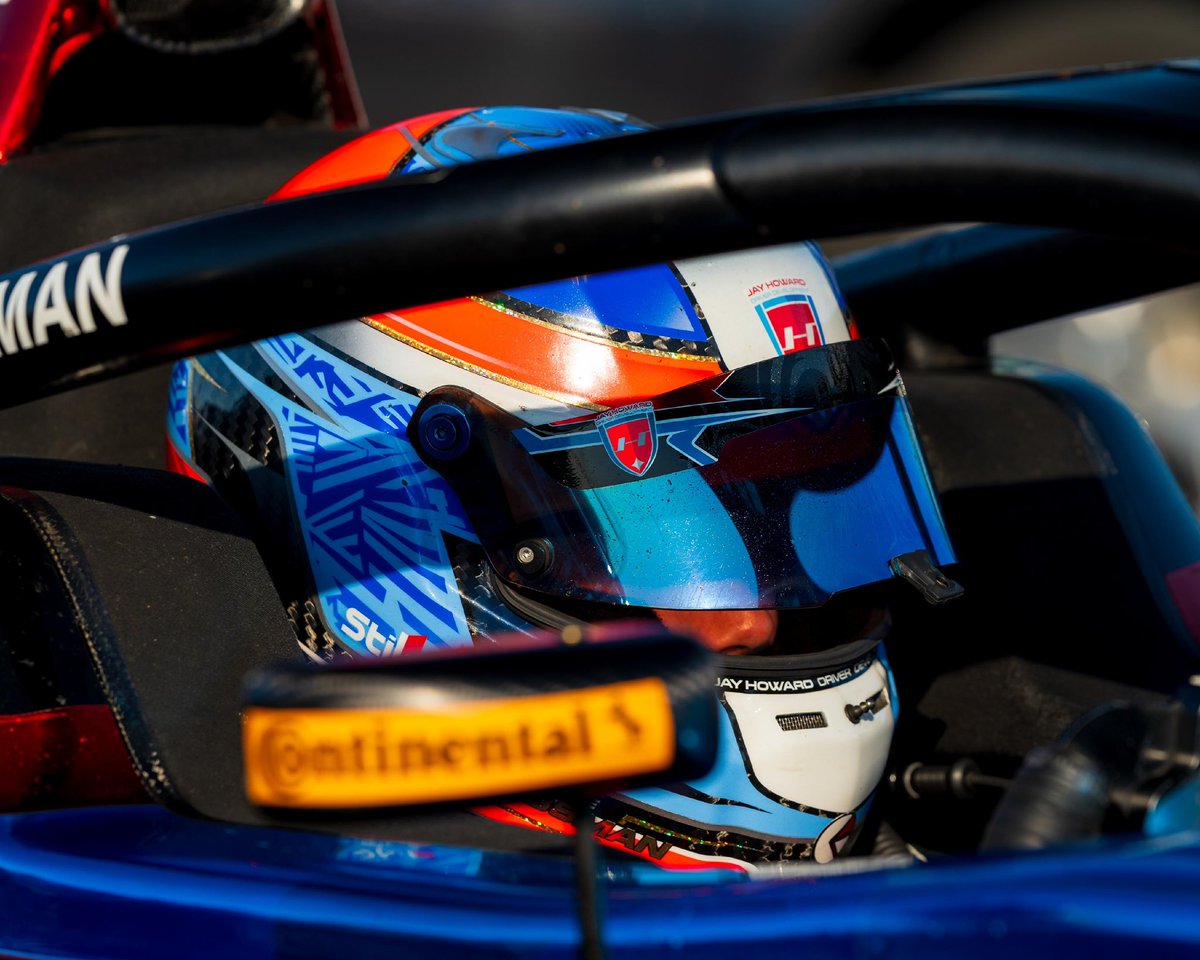 The first USF Pro 2000 race of the season is coming up at 11:35 AM ET at usfpro2000.com/results/live-t…

The final USF2000 race of the weekend will follow directly after live at usf2000.com/results/live-t… at 12:30 PM ET!

#JHDD / #FollowJHDD / #USFPro / #USFPro2000 / #USF2000 @usfprochamps