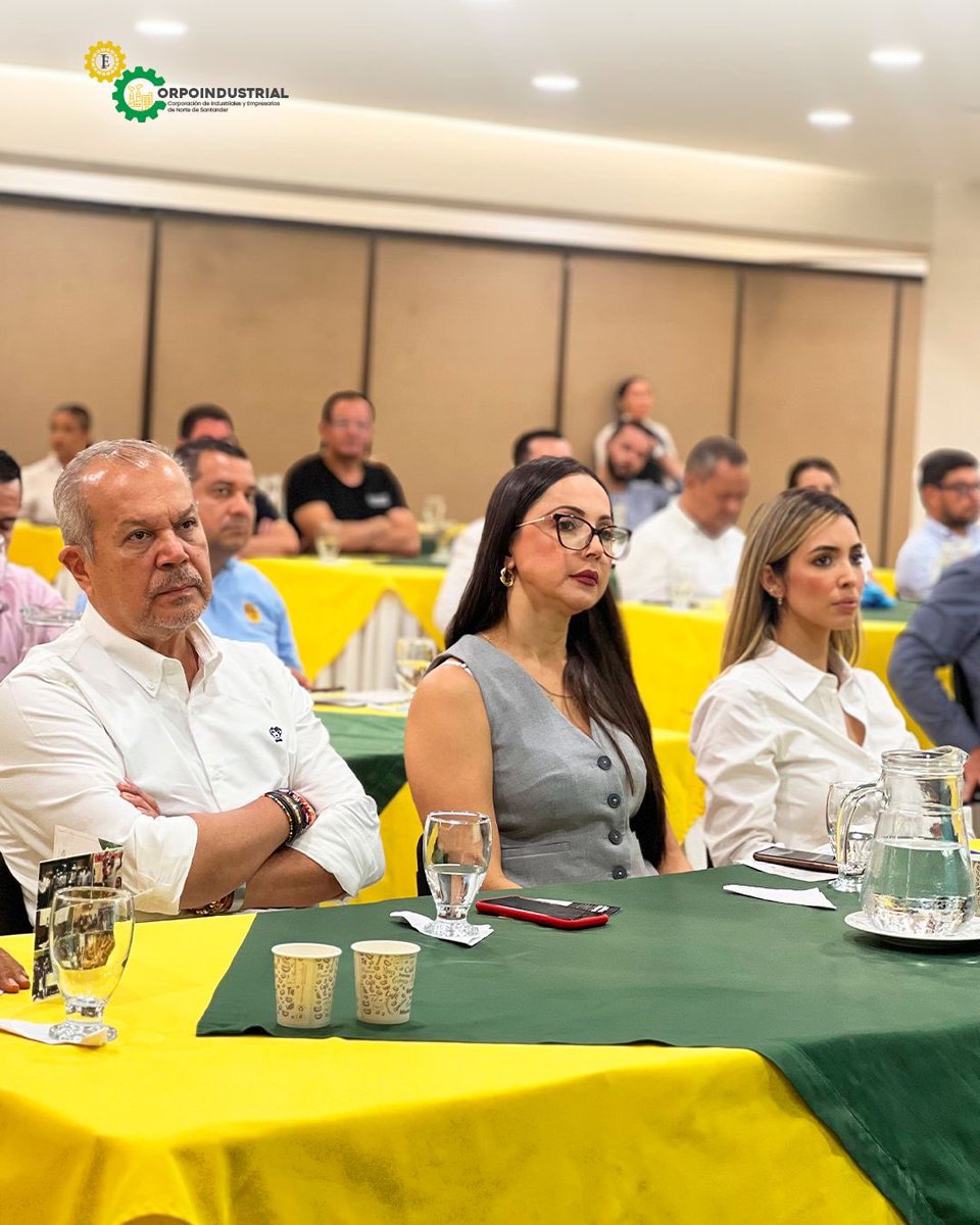 Corpoinduscuc's tweet photo. Juntos, seguimos construyendo oportunidades y fortaleciendo el sector productivo. ¡Gracias a todos los que hacen parte de este camino! 💪🏽🔧✨

#Corpoindustrial #Asamblea2025 #CrecimientoIndustrial #InnovaciónYDesarrollo https://t.co/mc0oHxhIUn