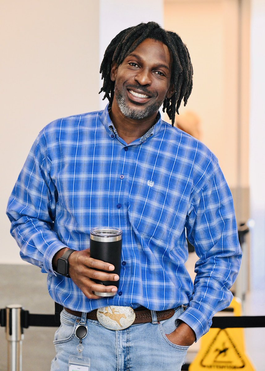 Go Texans dress out day. March oh how I’ve missed you. Spring break is around the corner. This year is going by so quickly! 🥹❤️ 

Thank you Lord for all these blessings that I am not worthy of..