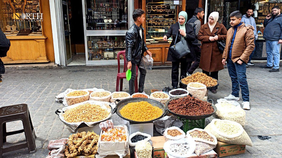 npakurdi's tweet photo. #بەوێنە
کەش و هەوای یەکەم رۆژی مانگی رەمەزانی پیرۆز لە دیمەشقی پایتەختی سوریا
نۆڕمان عەباس - #نۆرس_پرێس https://t.co/tgKH9hn8Zw