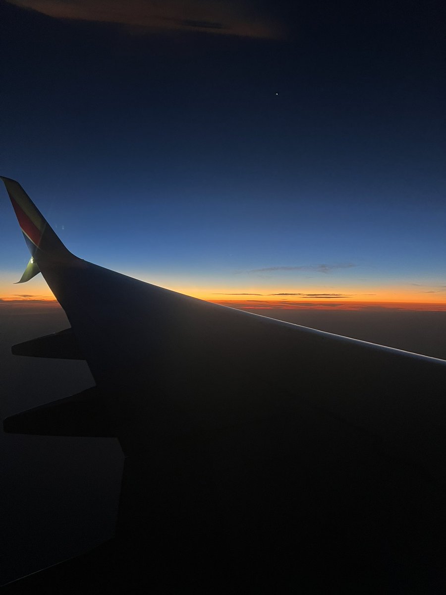gingaaa10's tweet photo. The sunset flying out of @FlyTPA last night 😍 https://t.co/dp7I1JT4VP