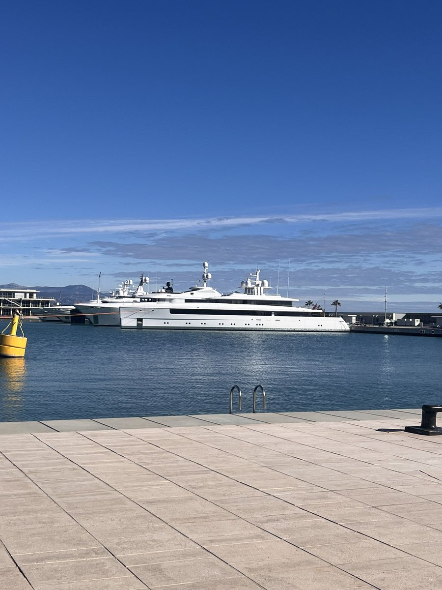 wheareoutside's tweet image. Antibes ❤️