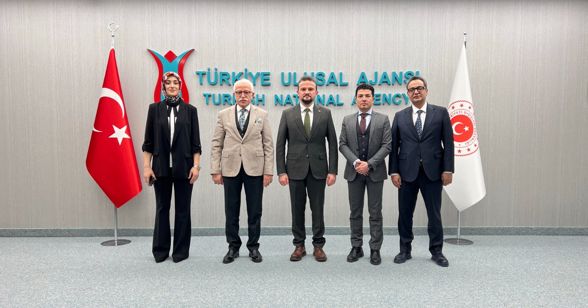 Başkanımız <a href="/ilkerastarci/">İlker Astarcı</a> , <a href="/NEUniversitesi/">Necmettin Erbakan Üniversitesi</a> Rektörü  <a href="/CemZorlu/">Prof. Dr. Cem Zorlu</a> -Prof. Dr. Cem Zorlu'yu- ve beraberindeki heyeti makamında ağırladı.
Erasmus+ ve ESC programları kapsamında kurumlarımız arasındaki potansiyel iş birliği fırsatlarının değerlendirildiği bu nazik ziyaret için