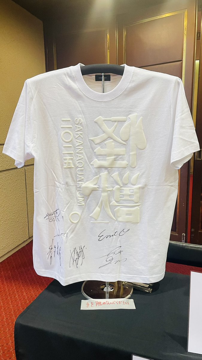 とーも tweet media