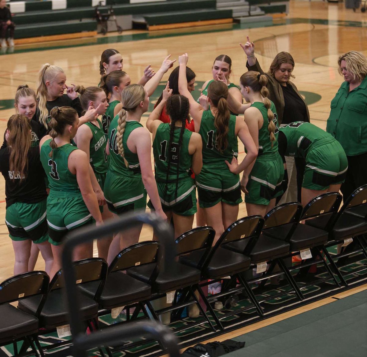 ‼️🏀SECTION GAME DAY🏀‼️
QUARTERFINALS: @ Menahga vs the Braves. 5:30PM! 💚❤️🤍 Come on down and support your girls in some section basketball!! Come one come all!! 🤍❤️💚
🎥 Streamed through Hudl Fan.