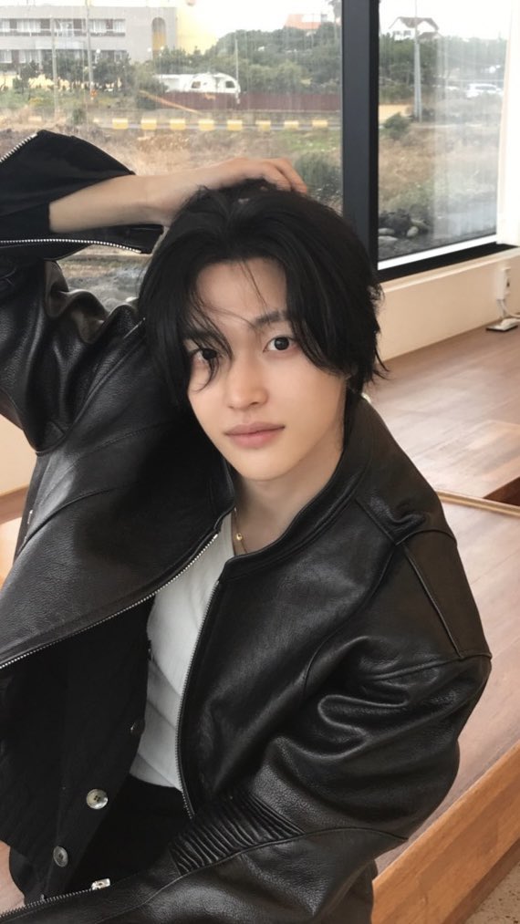 RII7E_korea's tweet photo. Happy Birthday to Wonbin 🤍🎂

원빈아 생일 많이 축하해 !! 항상 우리의 자랑이 되어주고, 라이즈의 중심이 되어줘서 고마워 응원하는 팬들이 많은 만큼 부담도 클텐데, 항상 잘 해내고 있으니까 너 자신을 믿고, 멤버들을 믿고 늘 즐겁게 활동했으면 좋겠어☺️ 늘 건강을 최우선으로 생각하고!! 몸도 마음도 건강해야 하는거 알지? 앞으로도 네 곁에서 항상 응원하고 지켜볼게 컴백 준비도 화이팅 !! ♥

P.S. 북두칠성의 빛나는 별이 되어줘서 고마워 🌟
#Won_23_Times_With_Bini
#하늘을수놓은별_원빈
