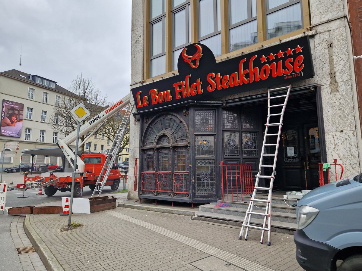 cityringdo's tweet photo. Am Wall tut sich was bei der Nachfolge fürs #Pfefferkorn ... #City #Steakhouse #Dortmund https://t.co/XN2IImZeI0