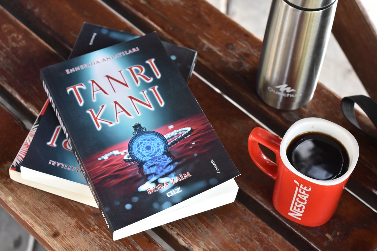 caraburq28's tweet photo. Ennerhia evreni genişliyor. Bora Zaim'in üçüncü kitabı "Tanrı Kanı" yayımlandı. Eee tabii biz de imzalı kaptık. @bora_zaim @GizKitap https://t.co/RcTqQHXG6t