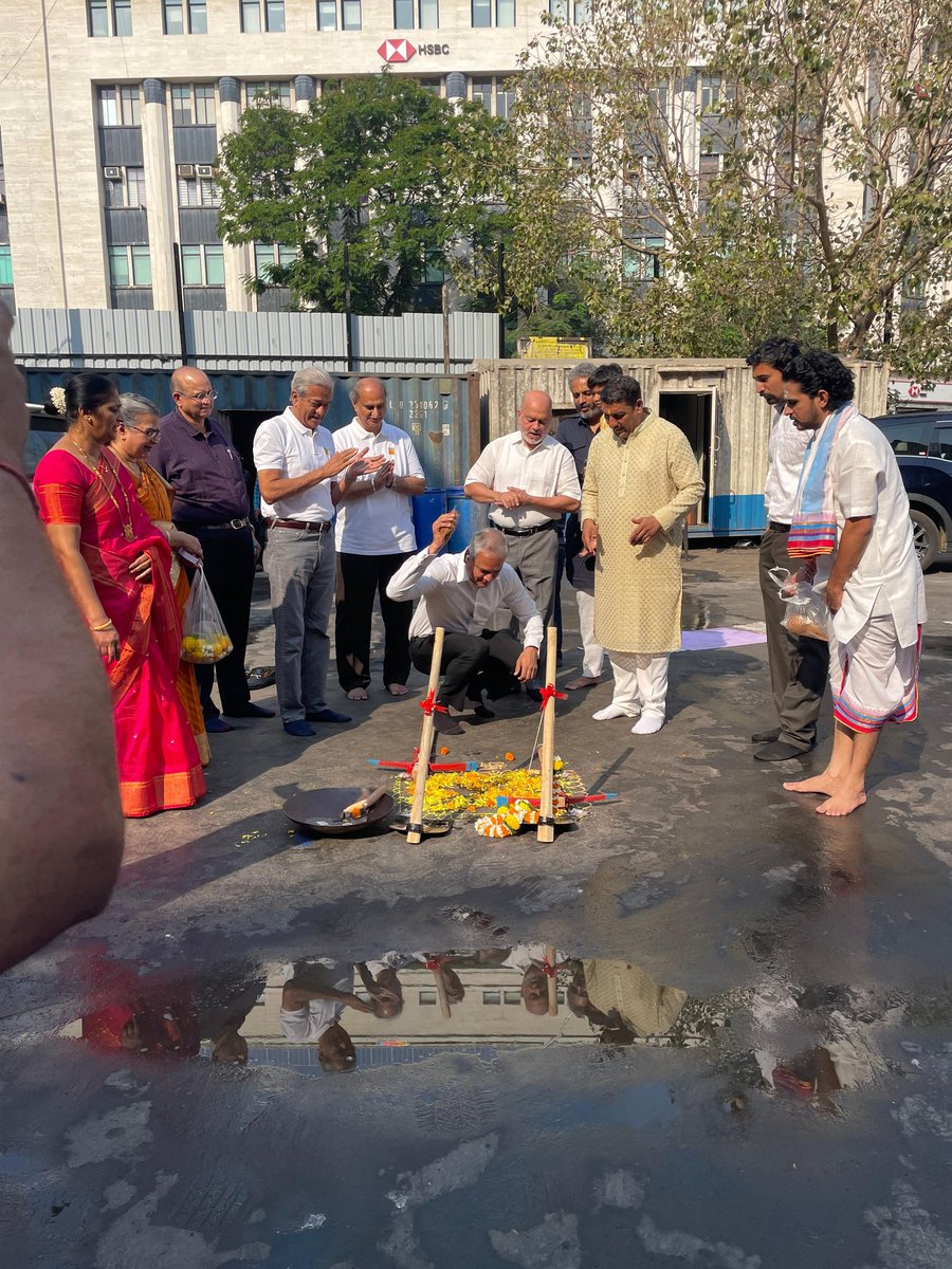 MNarwekar's tweet photo. Boosting Colaba's infrastructure! Inaugurated a new underground parking facility at Hutatma Chowk, easing congestion & improving accessibility. Committed to efficient urban planning & sustainable development for a better Colaba!
#PowerToPeople #BetterColaba https://t.co/naGmNaf9cf