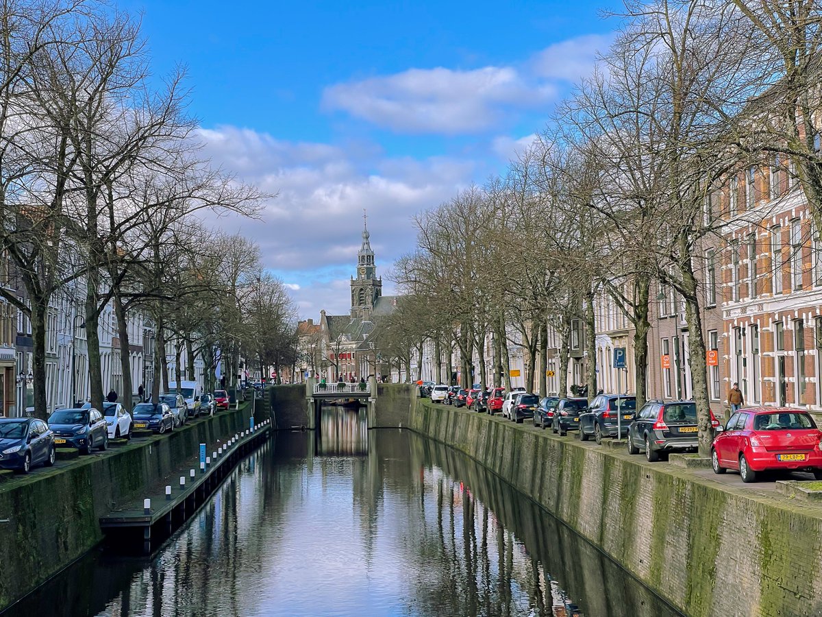MontagneRuud's tweet photo. Genieten van de lentezon in Gouda https://t.co/JztsbUCbSl