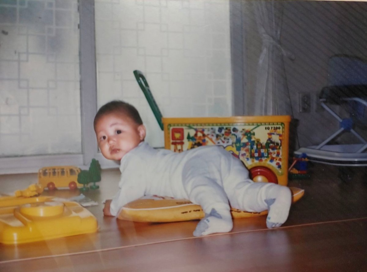 002_0302's tweet photo. 아나진짜함바그웃음터짐 https://t.co/uatoRi76Sq