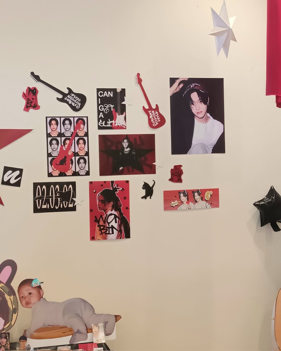 piipurrple's tweet image. 🎸✨️ #OurBrilliantRockstarWonbin