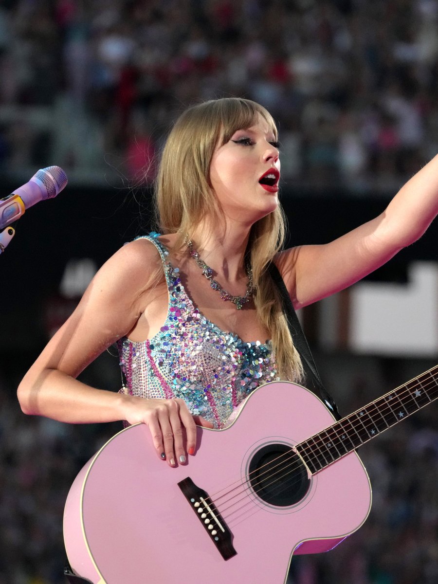 Taylor Swift in 4k (@4k_taylorr) on Twitter photo 