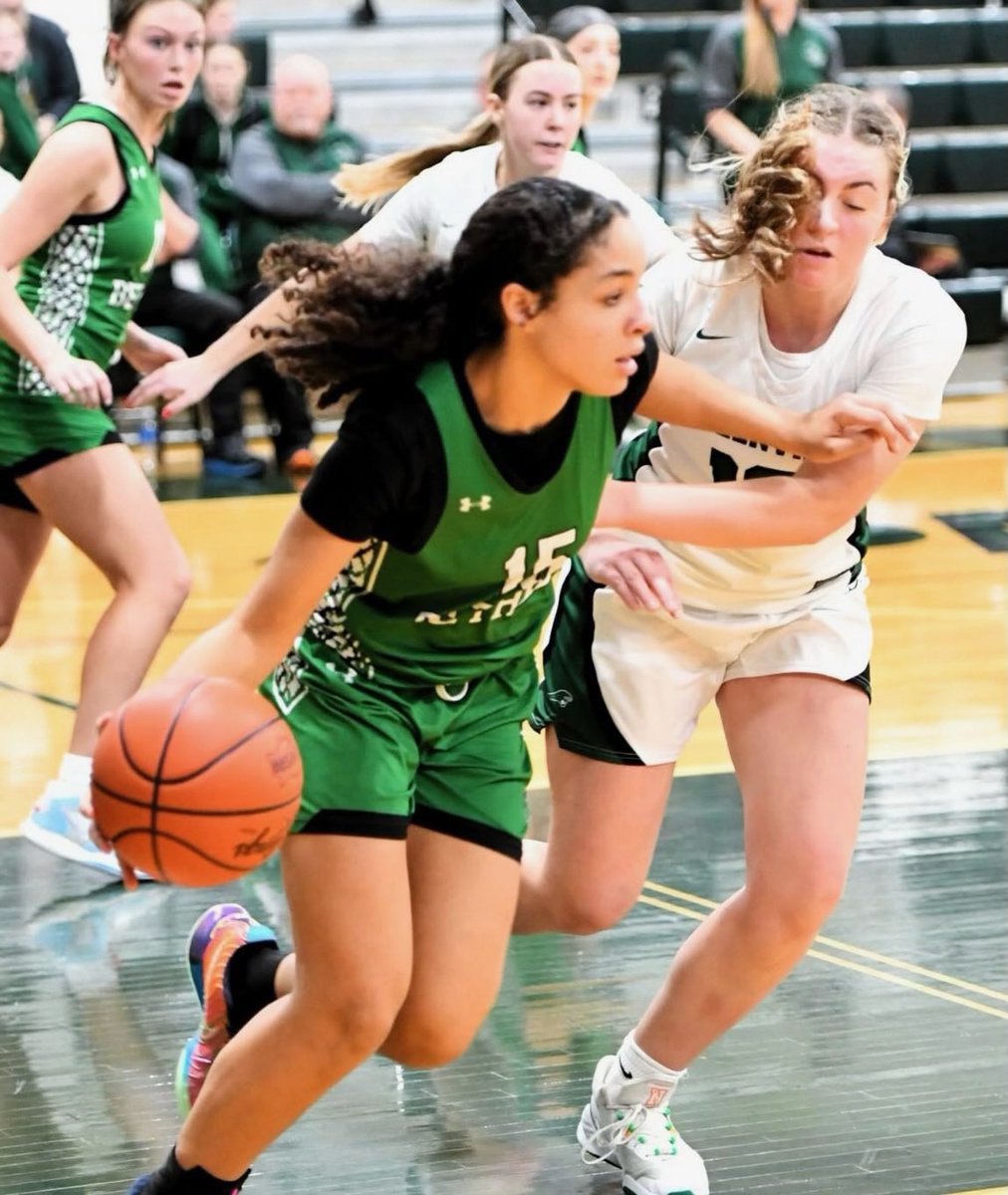 Bethel freshman Caitlyn Jefferson has committed to the Bill Moss Memorial Dayton Underclass Freshman all-star game. The game will be played Wednesday, March 26, 5:30 PM at Edison State College.
<a href="/CaitlynJane31/">Caitlyn J</a>