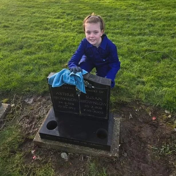 Meet 10-year-old Ben from Derbyshire, who started a business cleaning gravestones after seeing the state of other plots while visiting his Grandma’s grave.

Ben also pledged to donate 10% of earnings to a charity that provides headstones for families who lost children.

Legend!!