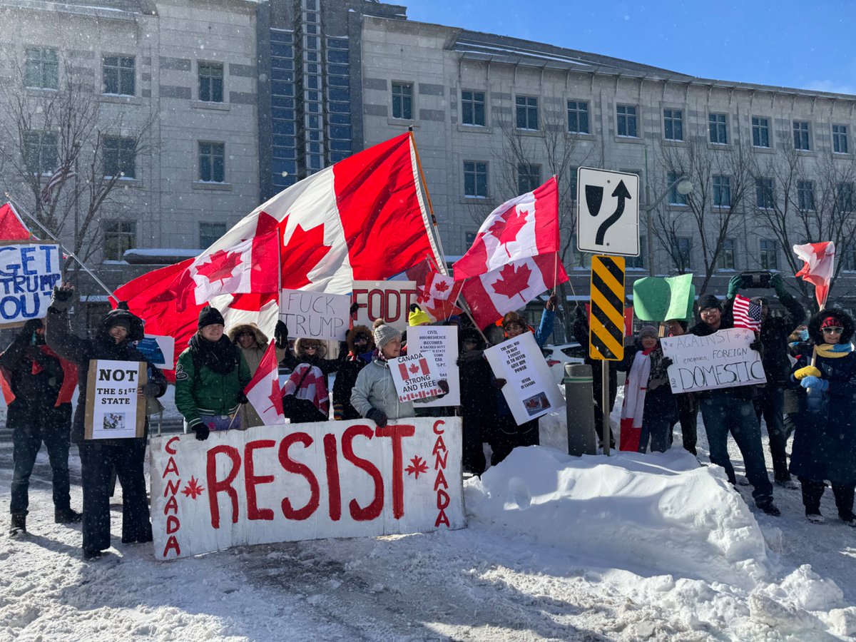 Sophia Mathur #StandWithUkraine tweet media