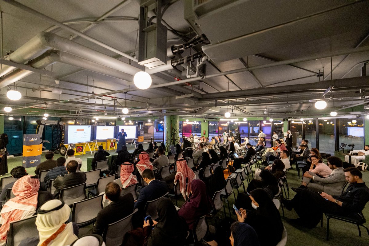 يهنئ البرنامج الوطني لتنمية تقنية المعلومات الدفعة الثامنة والتاسعة من الشركات المتخرجة المستفيدة من منتج MVPLAB في مدينة الرياض، وقد تم عرض المشاريع المتميزة التي ستسهم في دفع عجلة الابتكار التقني في المملكة.  

#من_أجل_الغد 
#NTDP