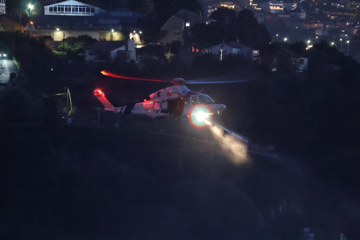 AlbertoSxenick's tweet image. Localizada con vida la mujer desaparecida en #Rande.
Ha aparecido viva y en buen estado. Se trató de una falsa alarma.