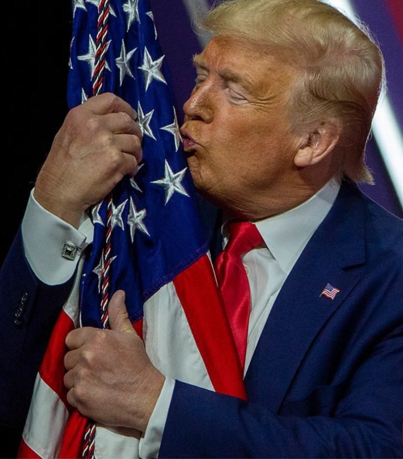 olivesflora's tweet photo. @JDVance @POTUS History = The Best President of Our Lifetime 🇺🇸
"Thank You" for All Your Remarkable Work 🇺🇸 You are A Breath of:  Fresh Beautiful Air 🇺🇸💕🇺🇸 https://t.co/iwz80hkKcT