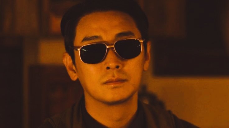 alldramahours's tweet image. We are definitely having our #KangFull cinematic universe fully in motion because we are now going in a cycle from Moving to Light Shop and now to The Witch -&amp;gt; 

[ #thewitch #moving #lightshop ]