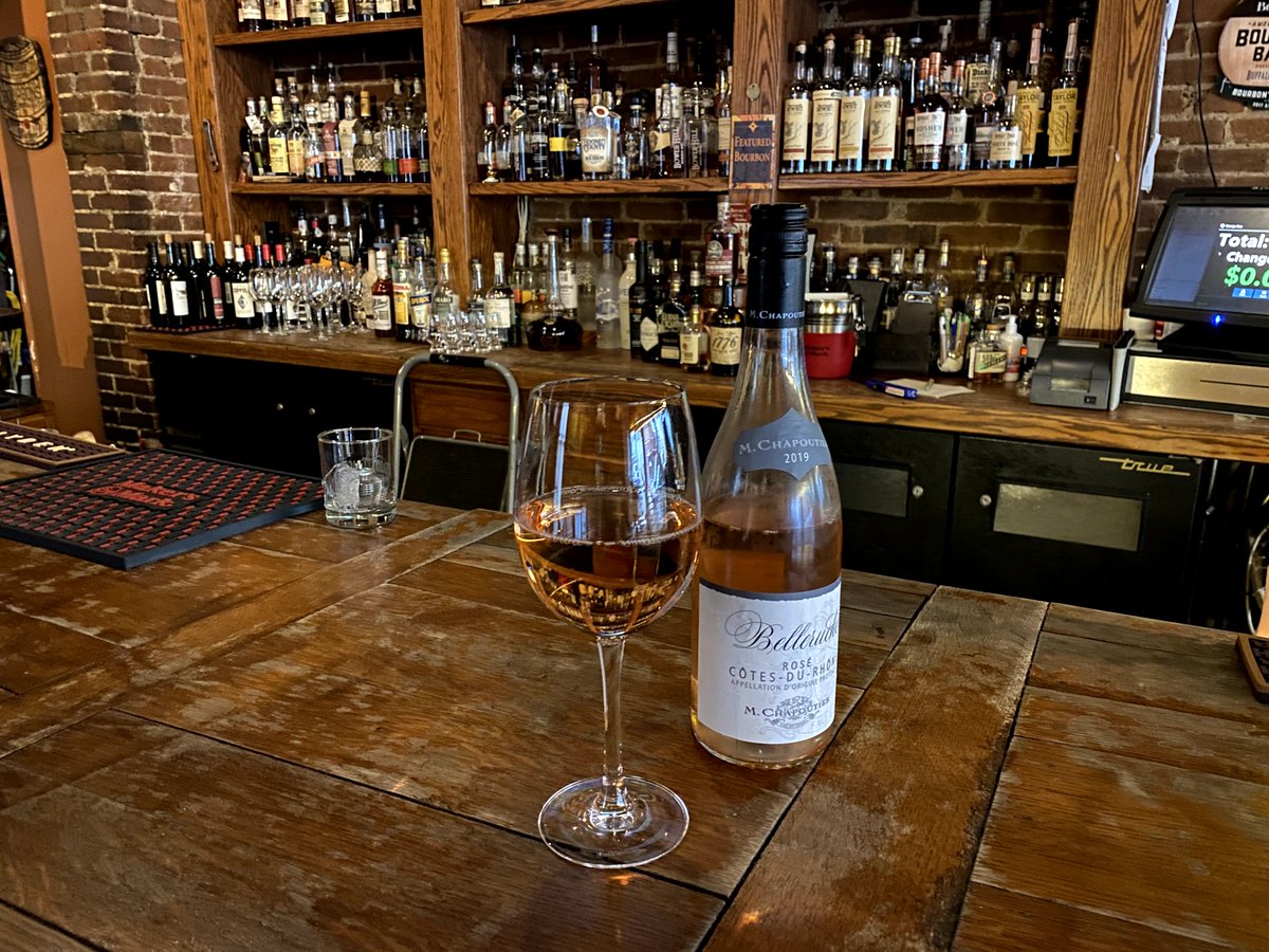 Thursday got you feelin' thirsty? We can help! Join us this evening for Happy Hour from 4:30 - 7:00 and enjoy specials on wine, spirits, and select appetizers! #bourbonsbistro #louisvilleky #happyhour