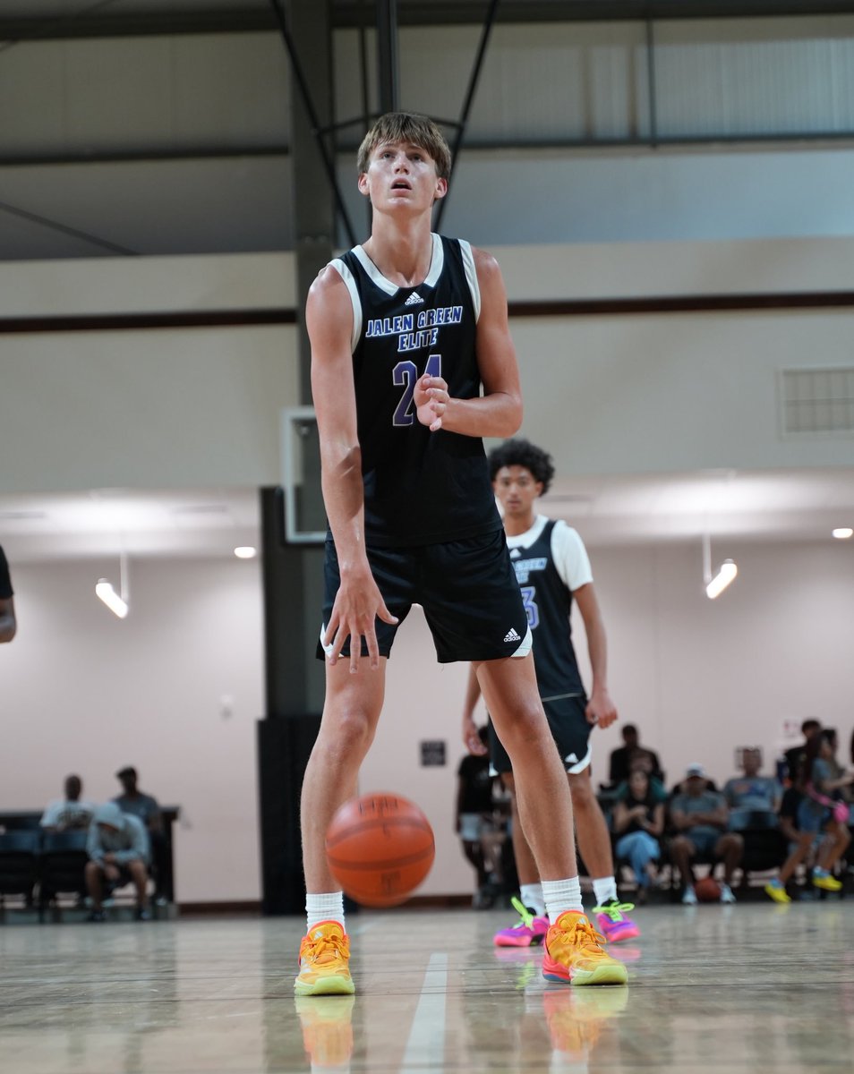 2026 6'9 prospect Drew Anderson out of Santa Margarita HS (CA) &amp; Jalen Green 3SSB tells me that he is receiving interest from Boise State, Oregon State, St. Mary's, Yale, UCSD, San Diego State &amp; Montana.

Offers: UCSB, UC Riverside, UC Irvine &amp; Dartmouth