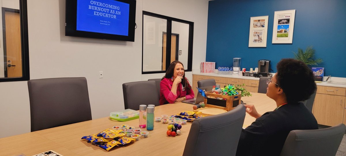 Vanguard High School tweet media