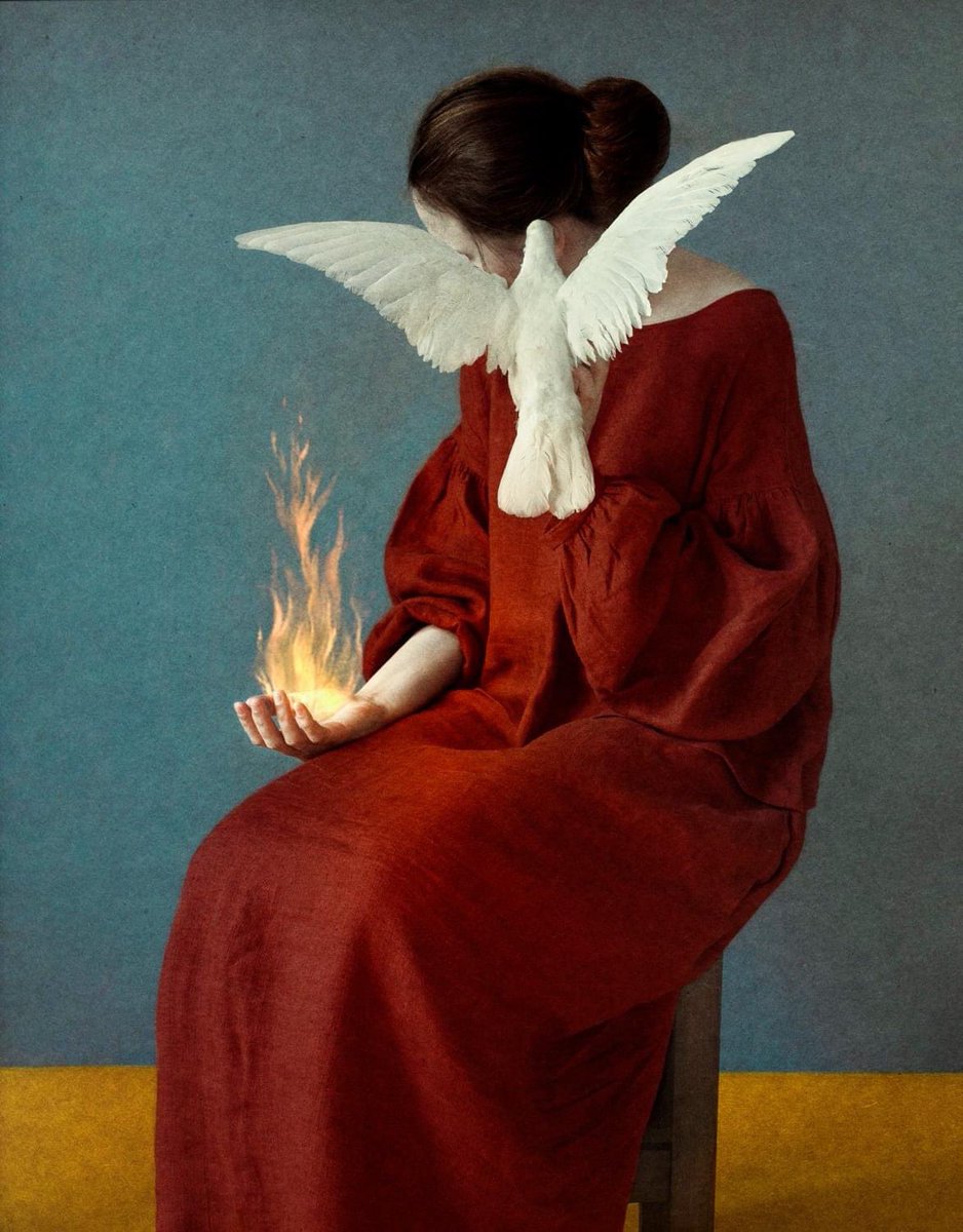 KamilaKansy's tweet image. The Flame of Contemplation / author: Laura Makabresku