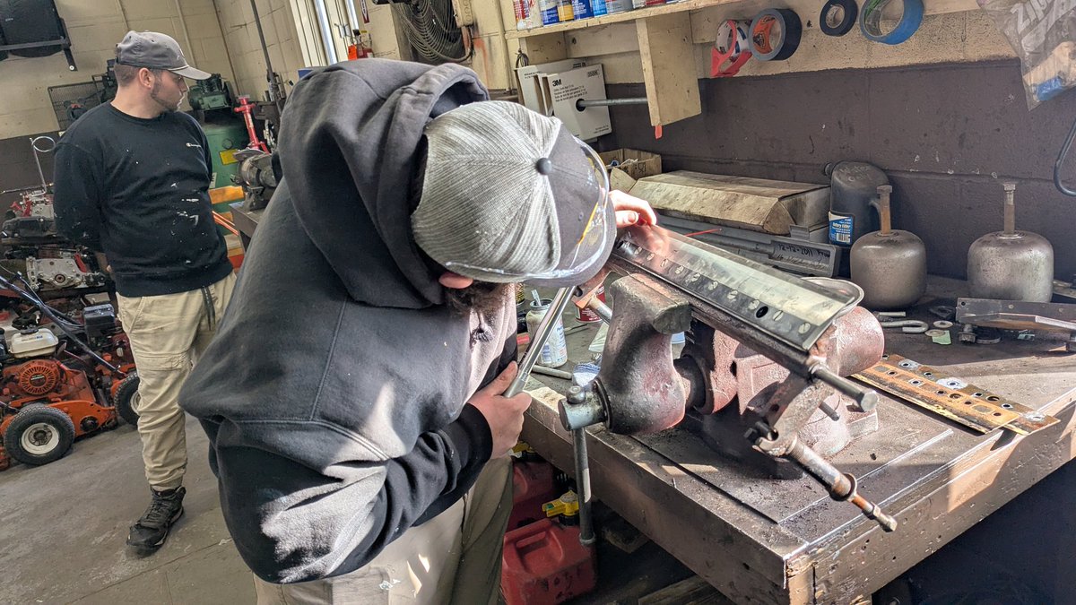 Chris Hyman, EMCP Level 2 (@chyman_g) on Twitter photo Teaching the 2nd Asst and a full time crew member on bedknife replacement today. Tomorrow we get into grinding. Thank you <a href="/HectorsShop/">Hector Velazquez</a> , <a href="/GCSAA/">GCSAA</a> and @turfimposter for a great training video for this. <a href="/reelturftechs/">Reel Turf Techs</a> Teaching the 2nd Asst and a full time crew member on bedknife replacement today. Tomorrow we get into grinding. Thank you <a href="/HectorsShop/">Hector Velazquez</a> , <a href="/GCSAA/">GCSAA</a> and @turfimposter for a great training video for this. <a href="/reelturftechs/">Reel Turf Techs</a>
