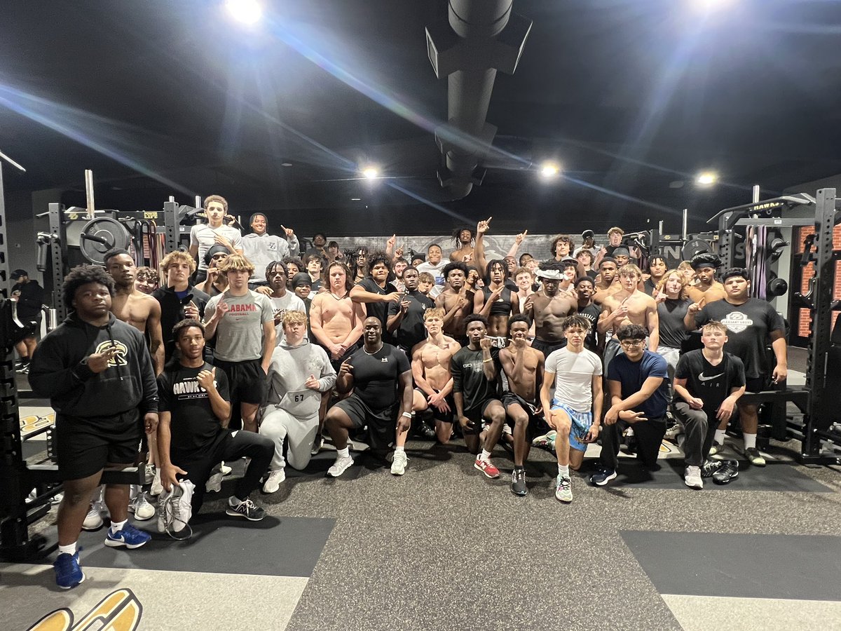 Day off?  A few HAWKS showed up to the volunteer workout today. #STATE