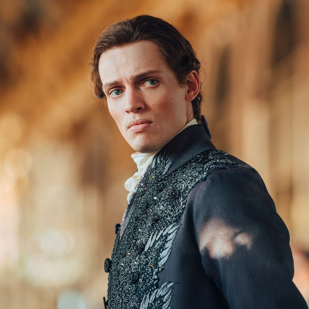 De Versailles au Palais Royal, la révolte gronde...

Marie-Antoinette : L’affaire du collier, une Création Originale CANAL+ disponible dès aujourd'hui.