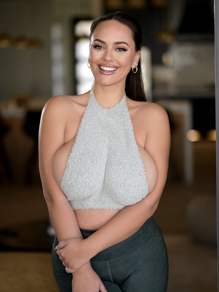 BiancaData tweet media