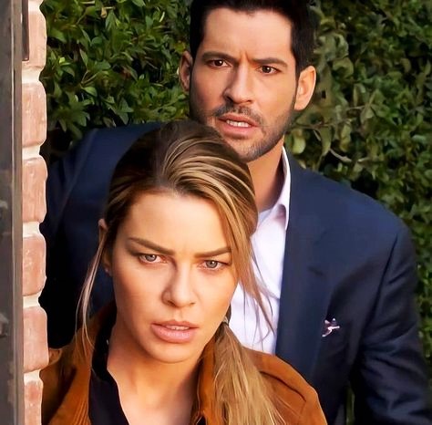 The partners are very in sync💜🫠
#LuciferNetflix #TomEllis #LaurenGerman