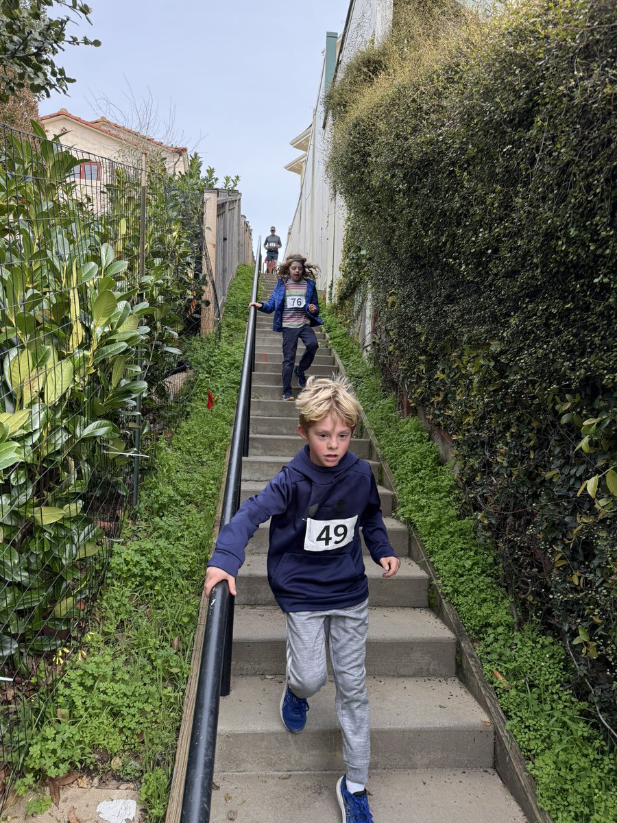 Charlie Harrington tweet media