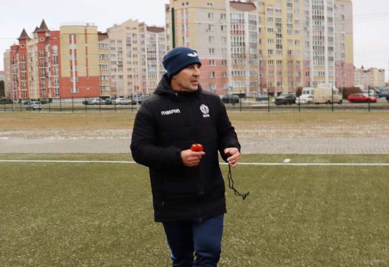 fcvolna's tweet photo. 🌊 После матча с резервистами  брестского «Динамо» главный тренер «Волны» Сергей Шульжик дал интервью клубной пресс-службе:

Какие положительные и какие отрицательные впечатления оставил спарринг с дублёрами «Динамо»?

Подробности: https://t.co/mrC1CIeFFR https://t.co/ZE7F8P8Cd1