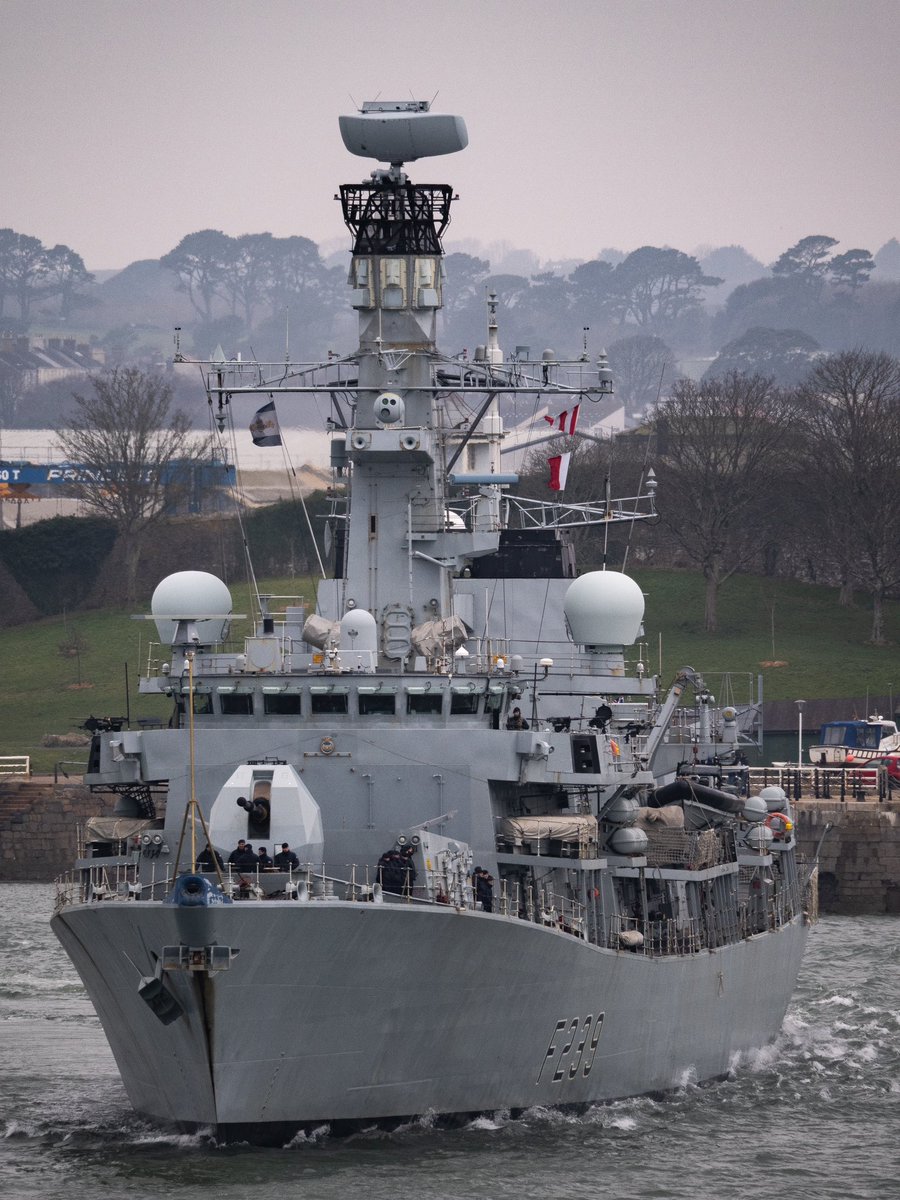 WarshipCam's tweet photo. HMS Richmond (F239) Duke-class frigate leaving Plymouth, England - February 17, 2025 #hmsrichmond #f239
SRC: TW-@TomLeachPhotos https://t.co/snWCq1rlyt