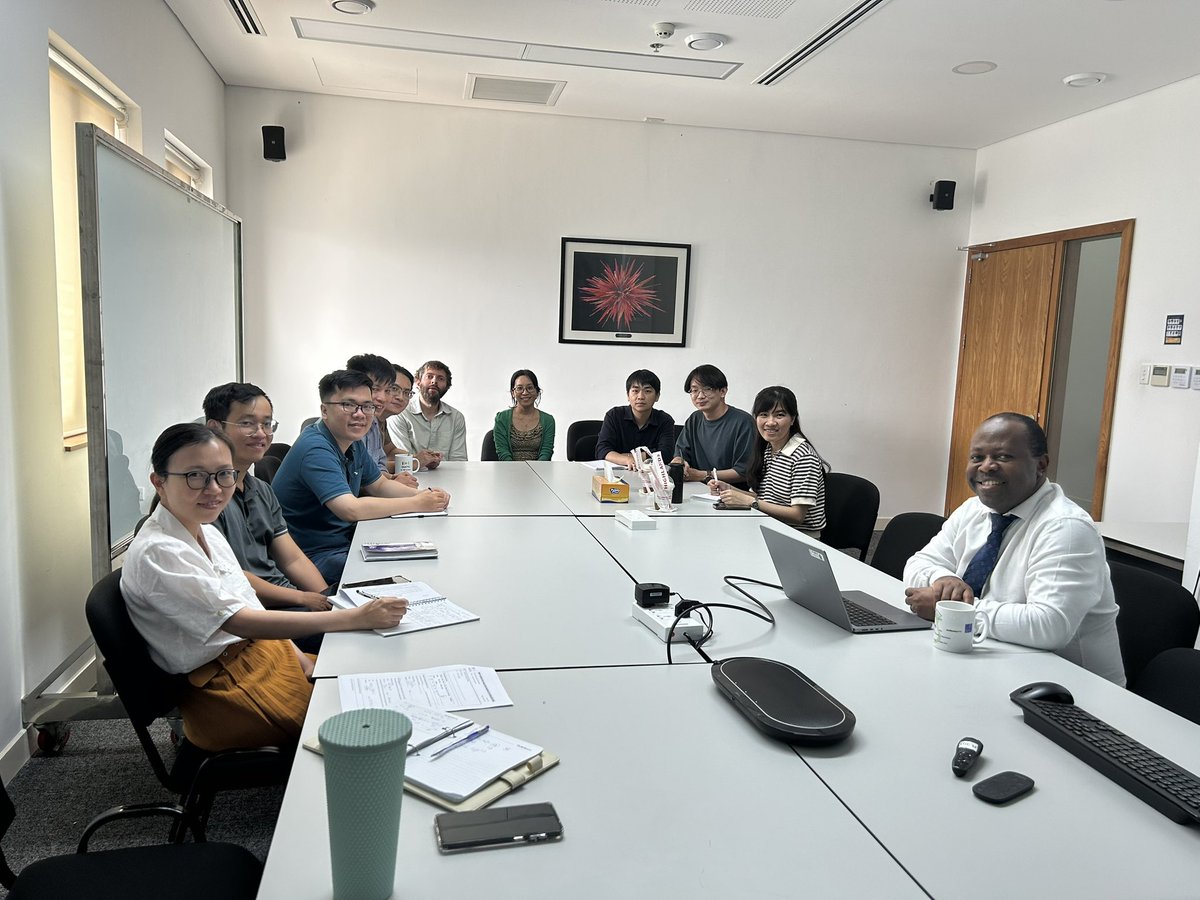 Happy to visit Vietnam for the first time. Had excellent start of TB-MBLA workshop <a href="/OUCRU_Programme/">OUCRU</a> in Ho Chi Minh City, the 1st group to apply #TBMBLA to TB meningitis Advancing better ways to monitor patient response to anti-TB treatment <a href="/UNITE4TB/">UNITE4TB</a> <a href="/Infection_StAnd/">Infection St Andrews</a>