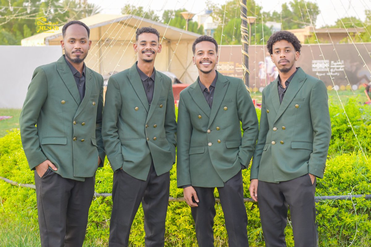 mohandich's tweet photo. الحمد لله الذي بنعمته تتم الصالحات❤️🎓

"يُوصی بمنحه درجة بكلاريوس الشرف في نظم المعلومات". https://t.co/tJi03frVoW
