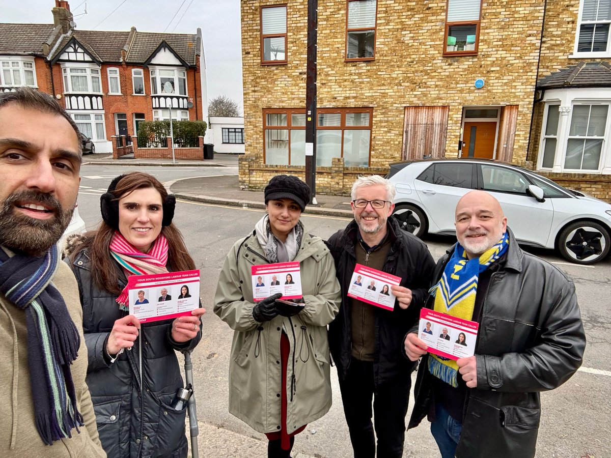 Out listening to residents in South Woodford this weekend with Leyton &amp; Wanstead MP <a href="/CalvinBailey/">Calvin Bailey MBE MP</a>, leader of Redbridge Council <a href="/KamRai7/">Kam Rai</a> and <a href="/redbridgelabour/">Redbridge Labour</a> colleagues <a href="/JoeHehir3/">Joe Hehir</a> <a href="/SaiqaQH/">Saiqa Q Hussain</a> <a href="/Emma4Wanstead/">Emma Shepherd-Mallinson</a> 
Thanks to all who volunteered!